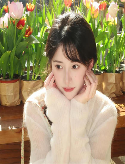 人物深度分析：《看我降服暴力女帝》中的角色关系的细腻刻画与情感表达 理解角色的文化意义